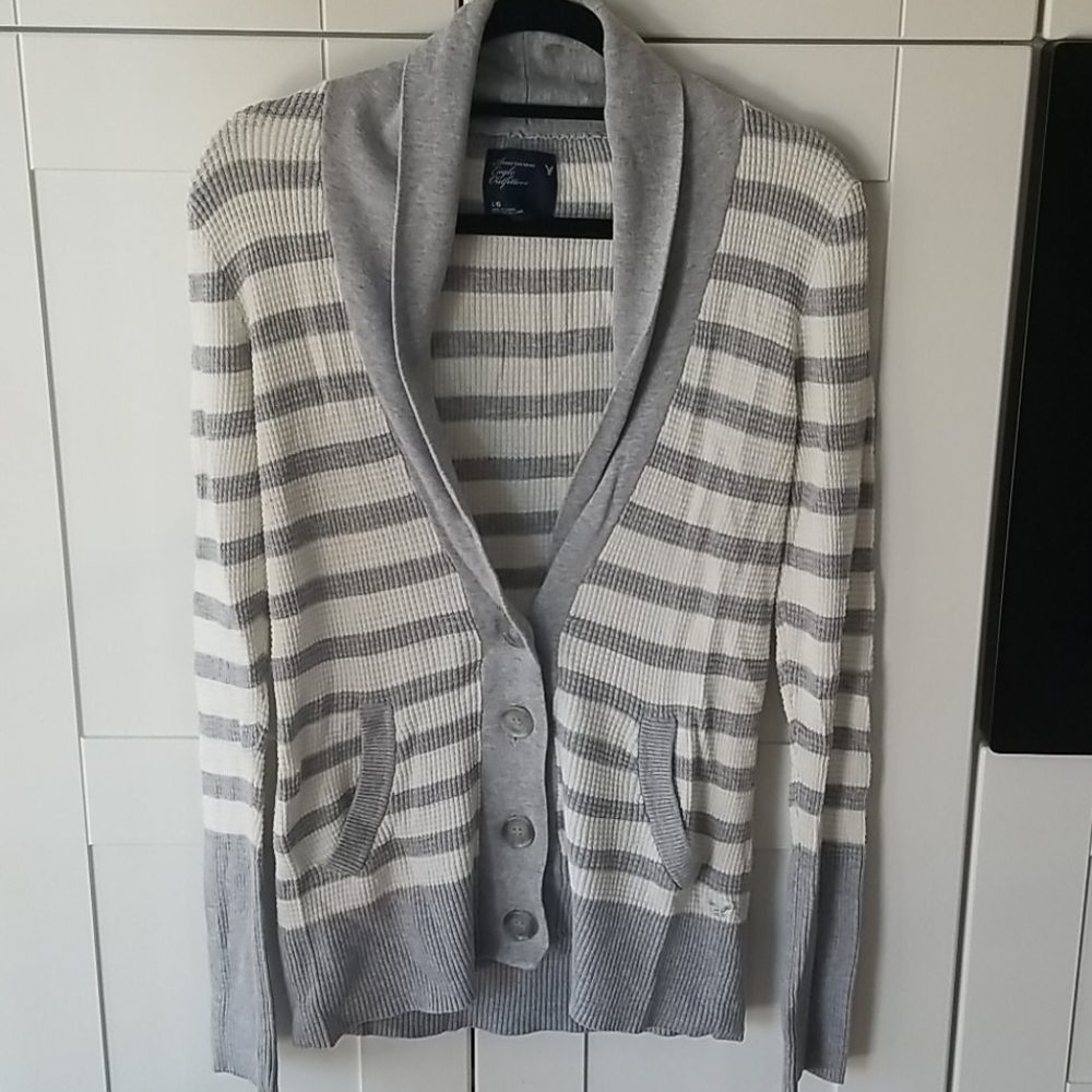 American Eagle cardigan